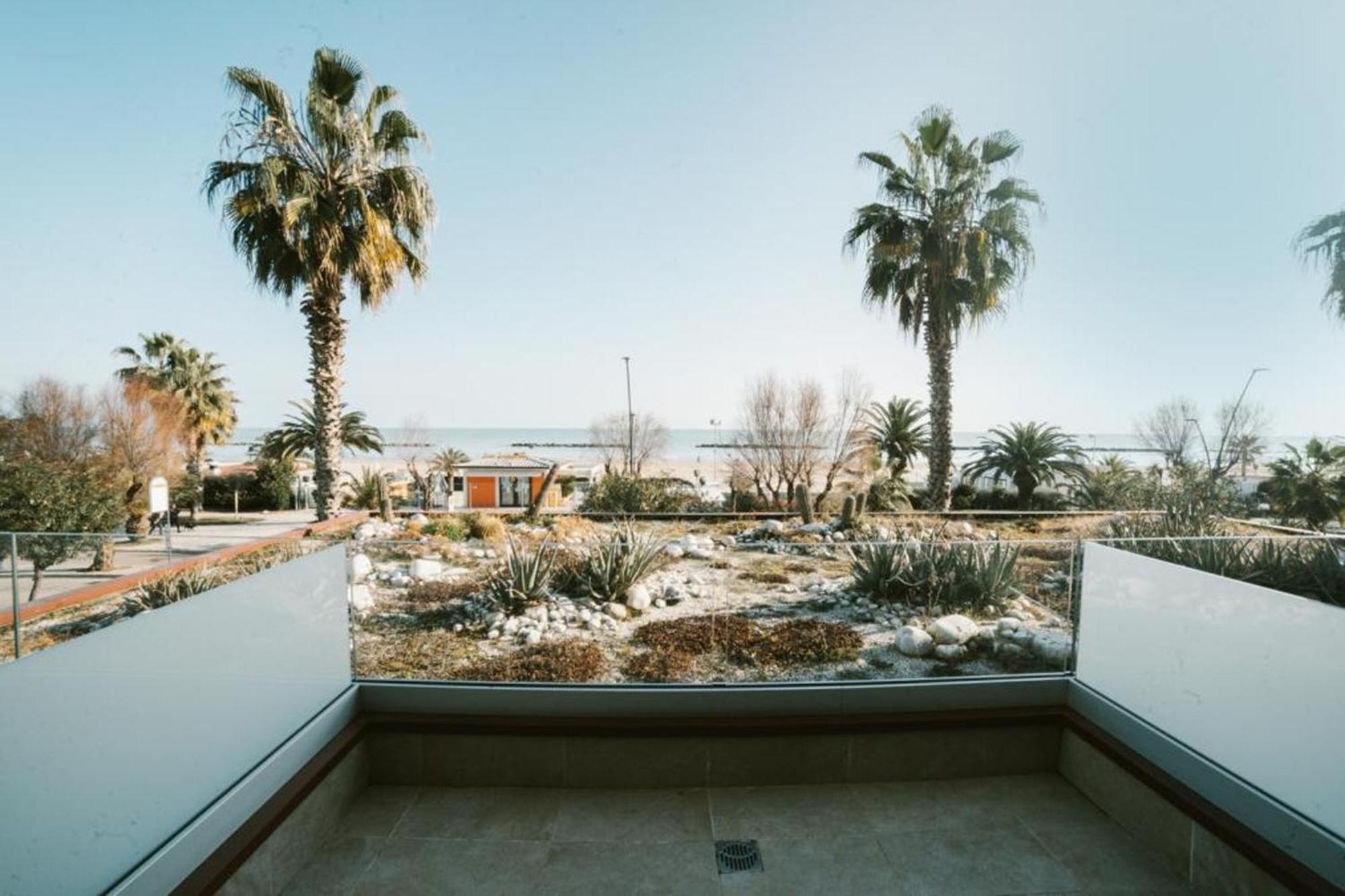 Hotel Continental San Benedetto del Tronto Buitenkant foto